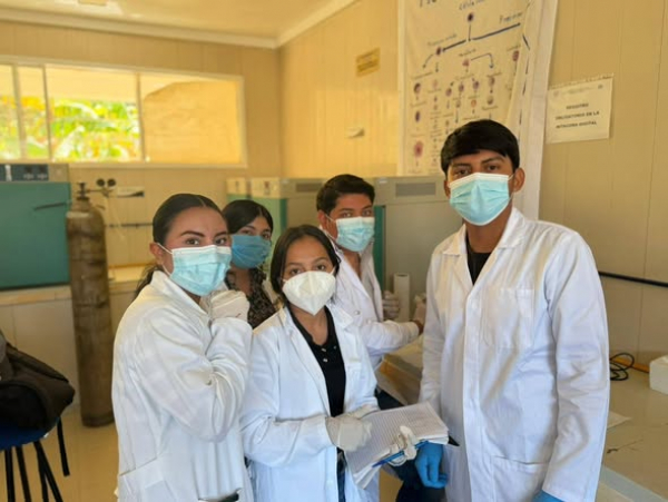 Se llevó a cabo las prácticas sobre el uso del equipo de biometría hemática, análisis Cultivo Bacteriano de muestras biológicas y análisis de células somáticas en leche como pruebas de laboratorio para el diagnóstico clínico en bovinos